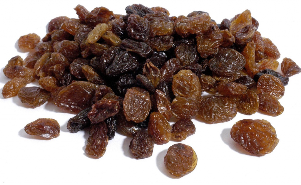 Raisins and Sultanas for dogs